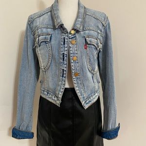Levi’s cropped denim jacket